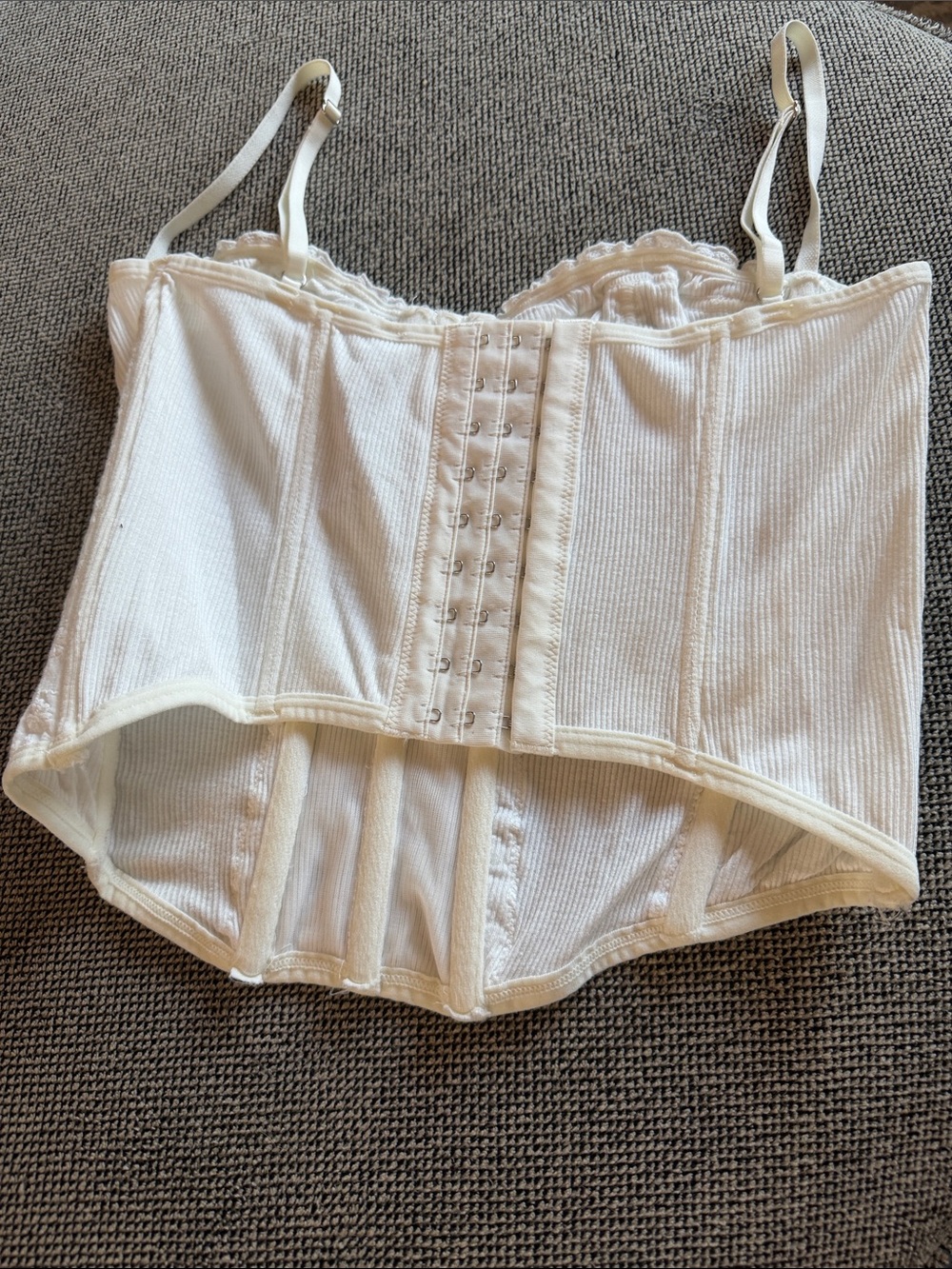 Urban Outfitters White Lace Bustier Top - Picture 6 of 8